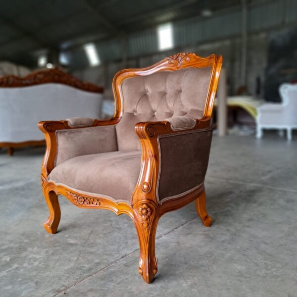 Chateu Wing Back Arm Chair - Image 2