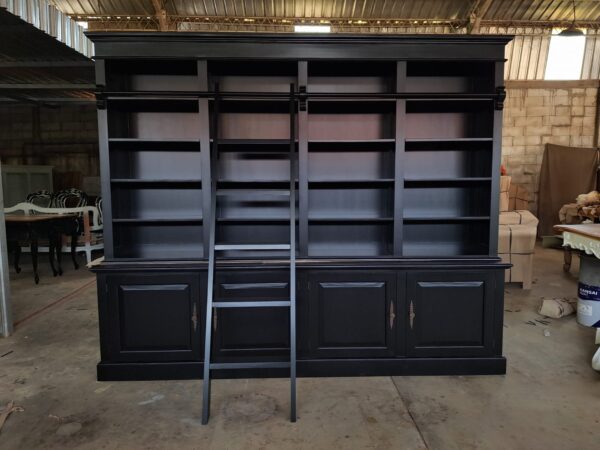 Manhattan Bookcase