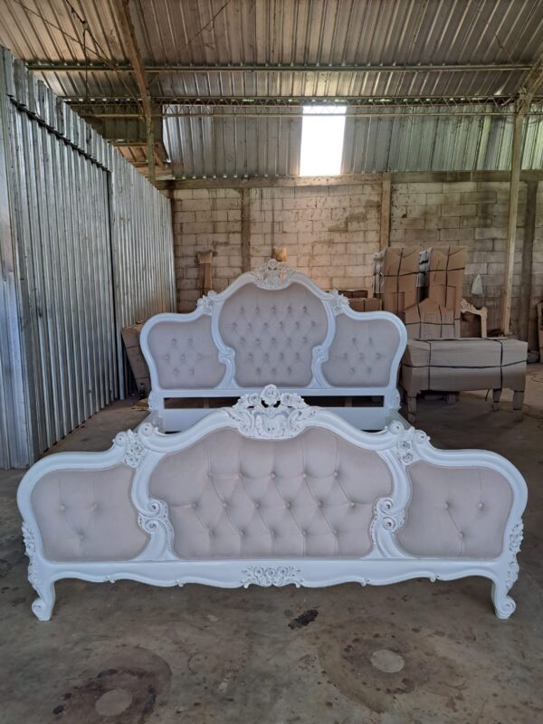 Versailles Bed ( Queen )